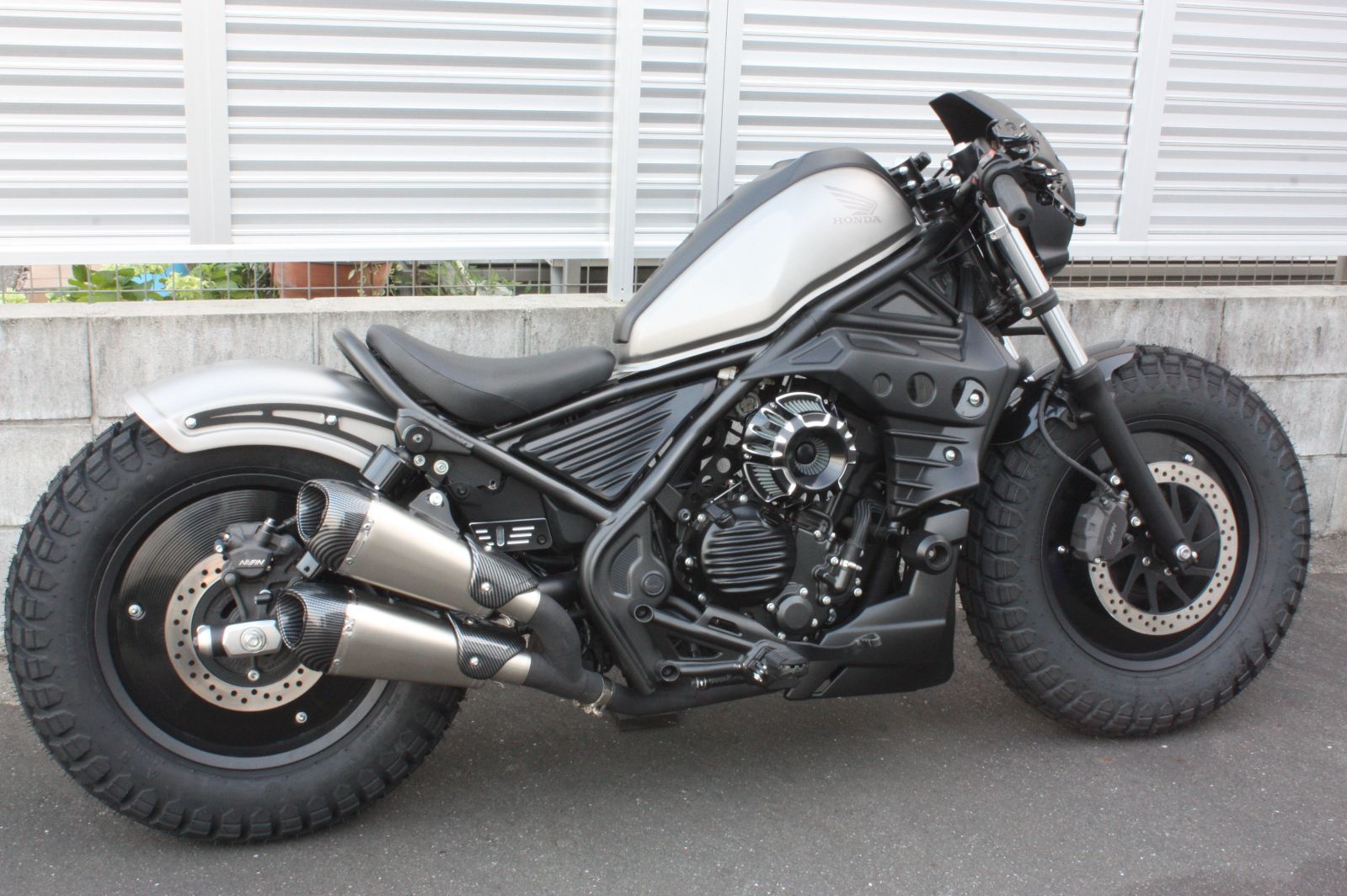 コントラスト 取付説明書付