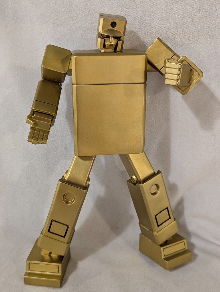 M3 STUDIO BRANDS UNITED LIMITED 黄金戦士 ゴールドライタン