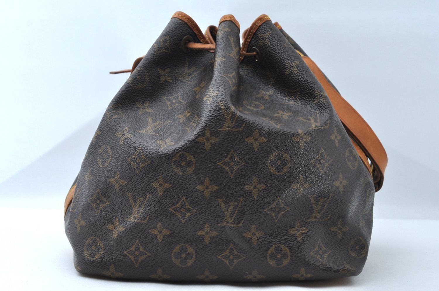 LOUIS VUITTON ルイヴィトンノエモノグラム柄巾着ショルダーバッグ LOUISVUITTON ルイヴィトン ノエ モノグラム 巾着 ショルダーバッグ