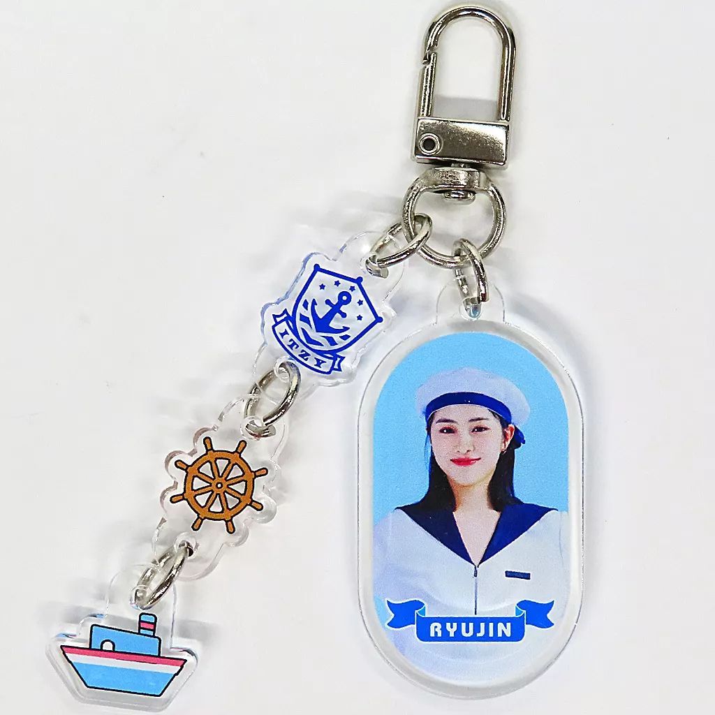 スーパーセール 半額 中古】キーホルダー リュジン(ITZY) アクリルフォトキーホルダー K-POP・アジア