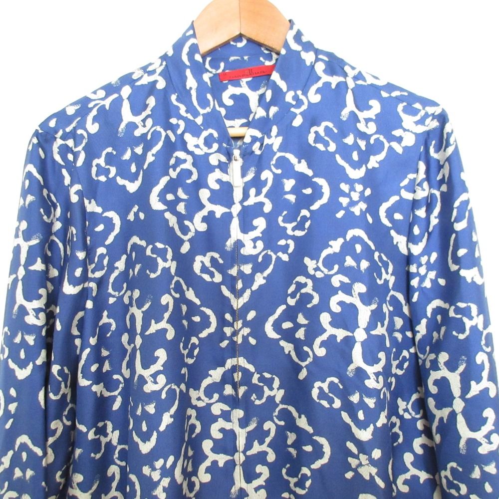 美品 CAROLINA HERRERA キャロライナ ヘレラ シルクブルゾン ジャケット サイズM ブルー ホワイト レディース 古着 中古 USED 美品 CAROLINA HERRERA キャロライナ ヘレラ シルクブルゾン
