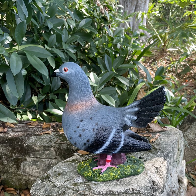 ミニチュア 置物 鳩 リアル 22cm 樹脂像 羽を広げた鳥 インテリア