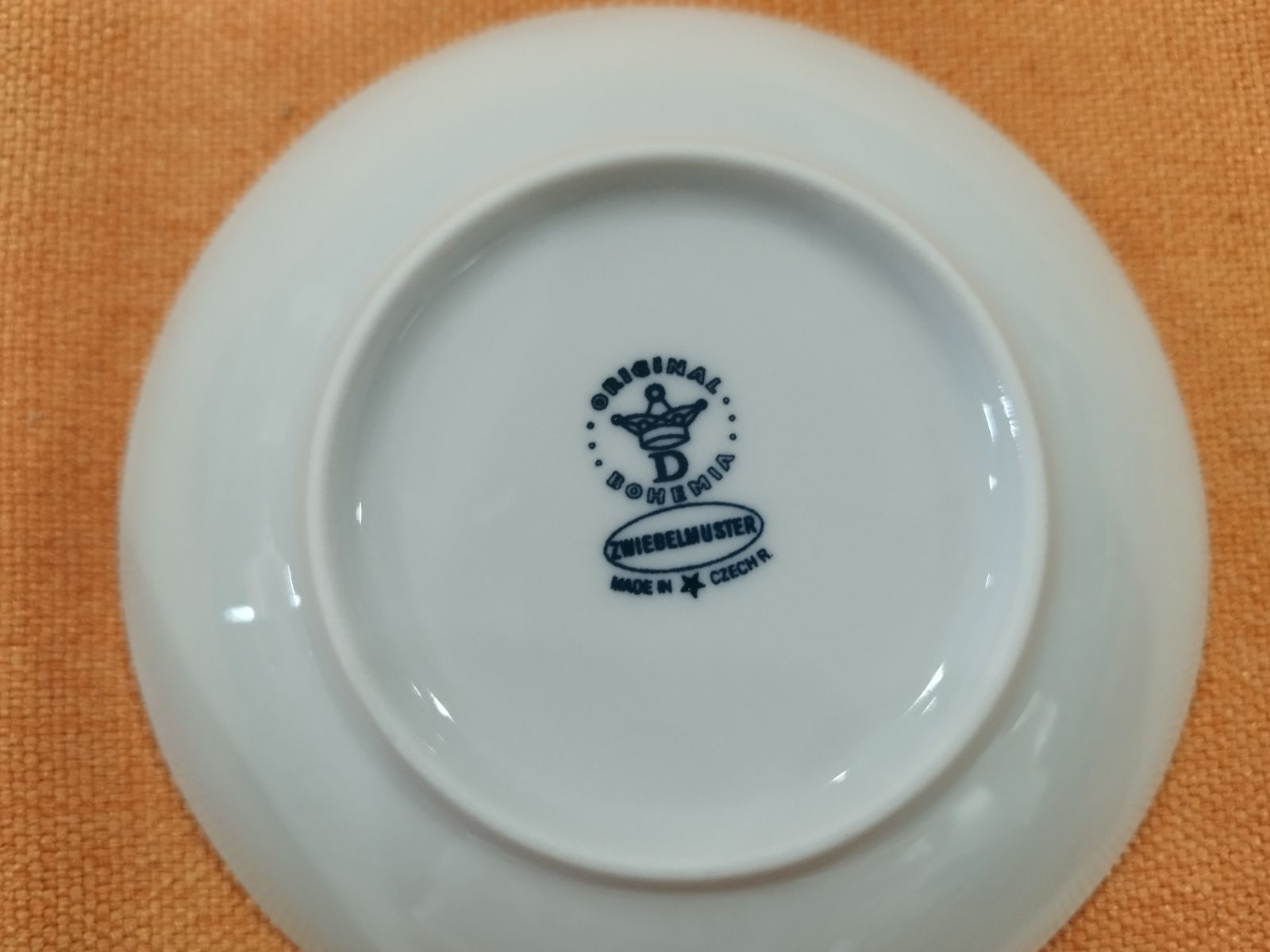 ロイヤルアルバート｜ブルーオニオン-ハドンホール