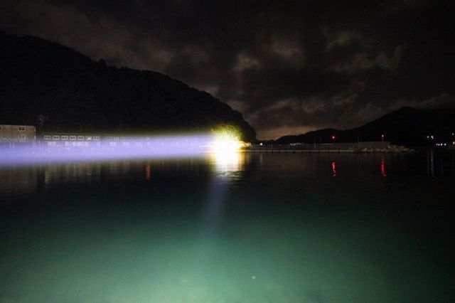 送料無料 船舶向け 120W LED サーチライト DC12V|24V兼用 船 ライト 漁師 10500ルーメン サーチライト 船舶用 業務用 DC12V DC24V IP65