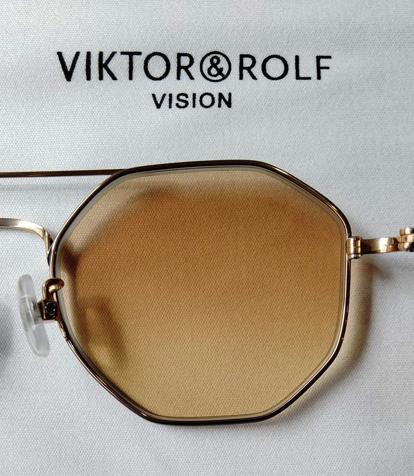 VIKTOR ＆ ROLF VISION （ヴィクター アンド ロルフ）70-0199-1