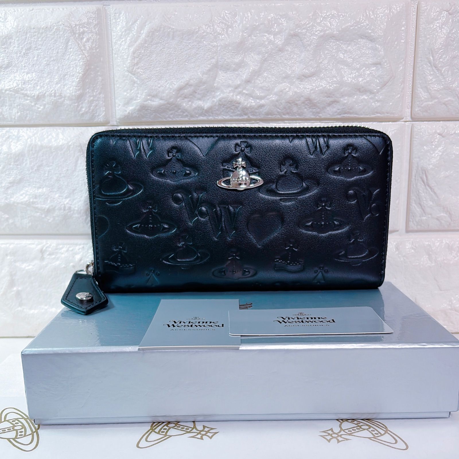 【ショッパー付】Vivienne Westwood 長財布 ブラック マット ショッパー付】Vivienne Westwood 長財布 ブラック マット