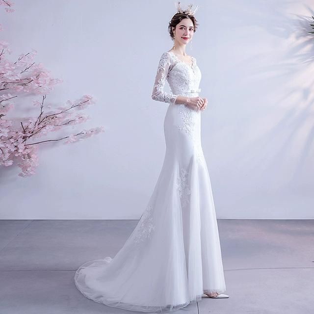 結婚式ドレス 優雅