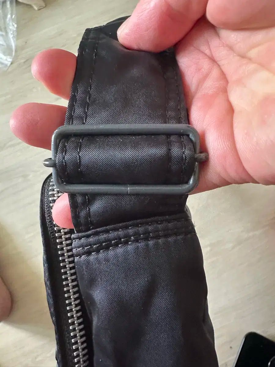 ショルダーバッグ