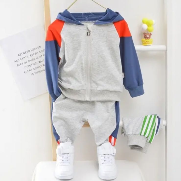 韓国子ども服　キッズ　セットアップ