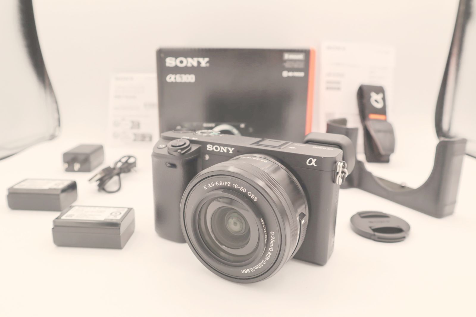 ショット数883枚 上品 - おまけ付き SONY ソニー α6300 パワーズームレンズキット ILCE-6300L ブラック