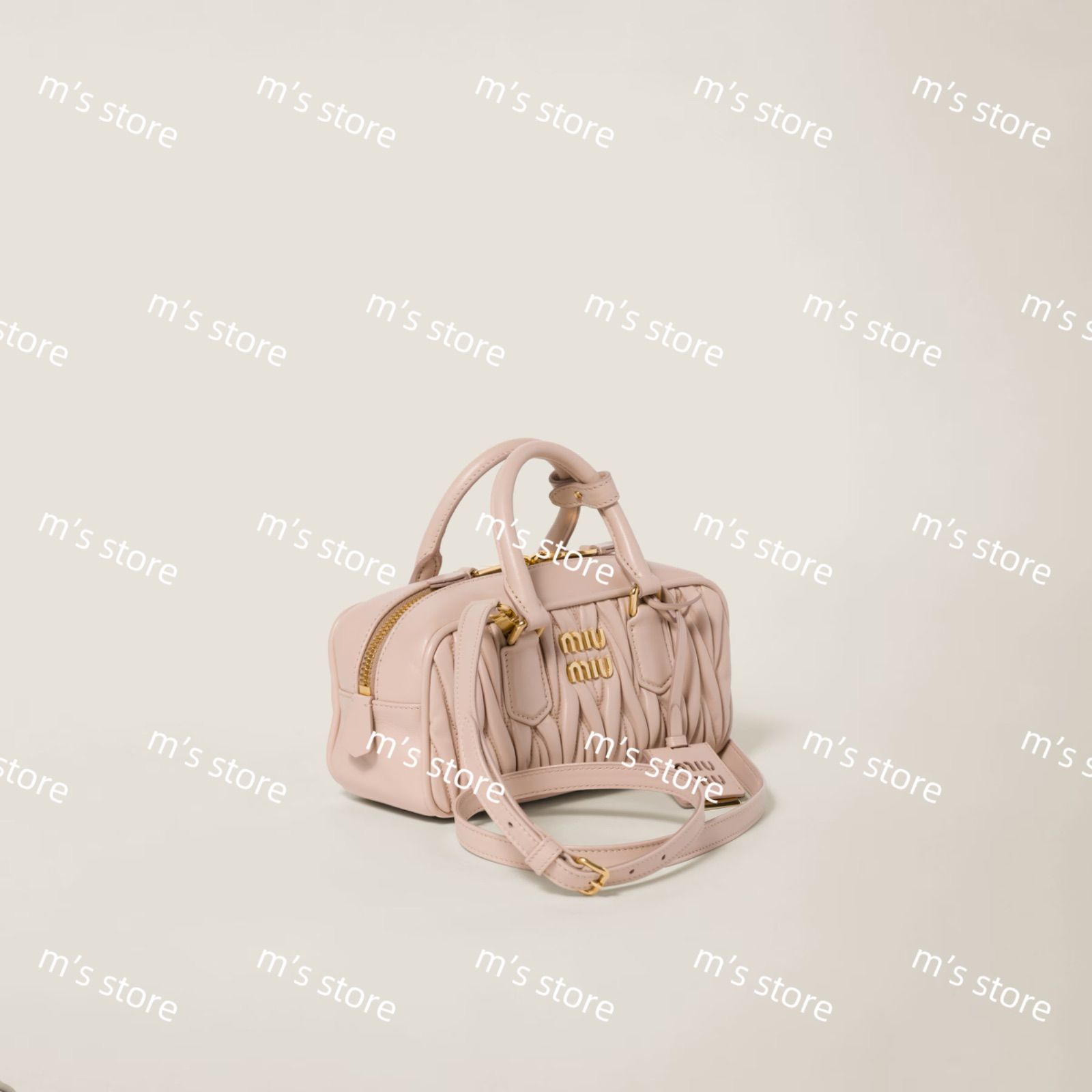 新品 定価以下 miumiu ミュウミュウ アルカディ マテラッセ