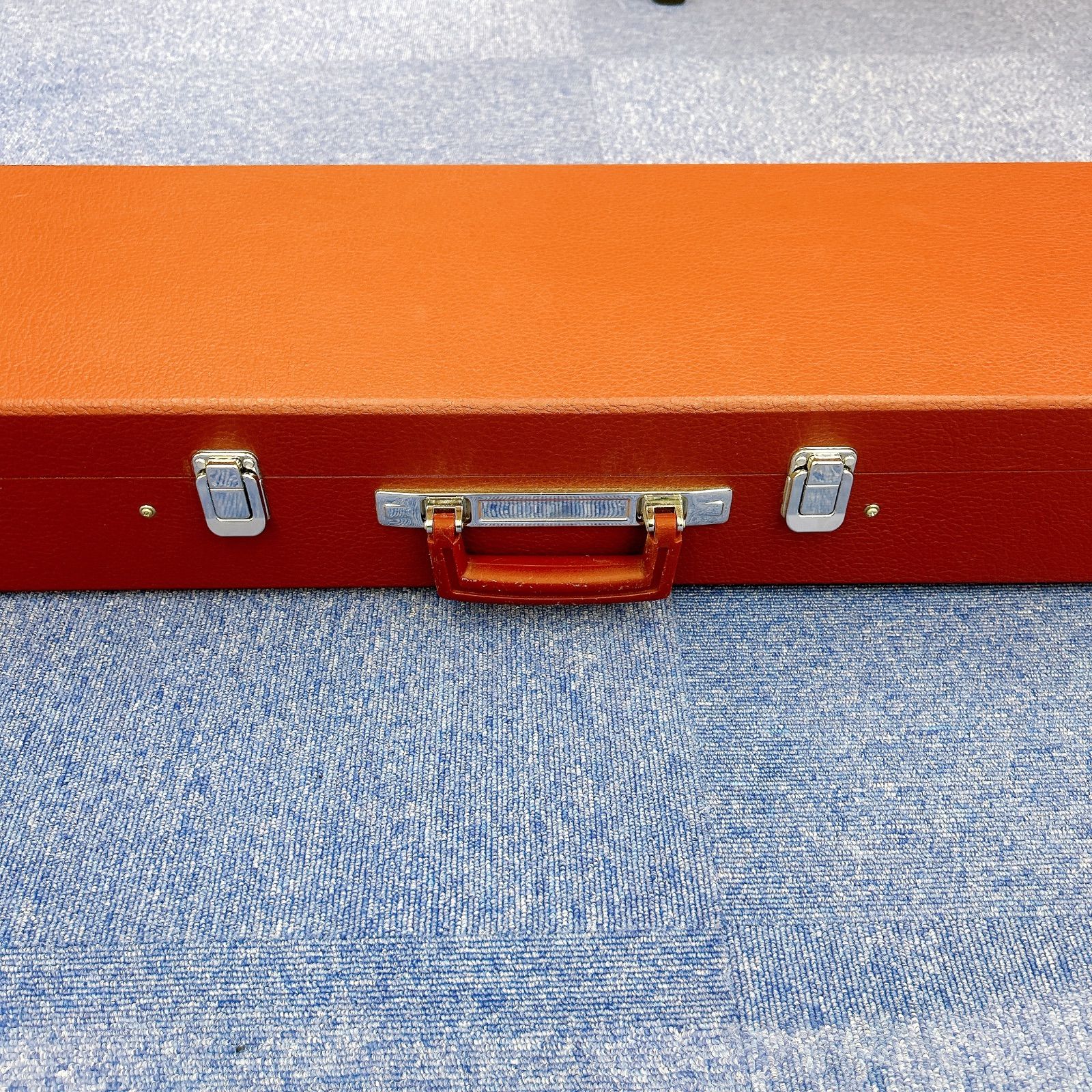 ハードケース付き 楽器