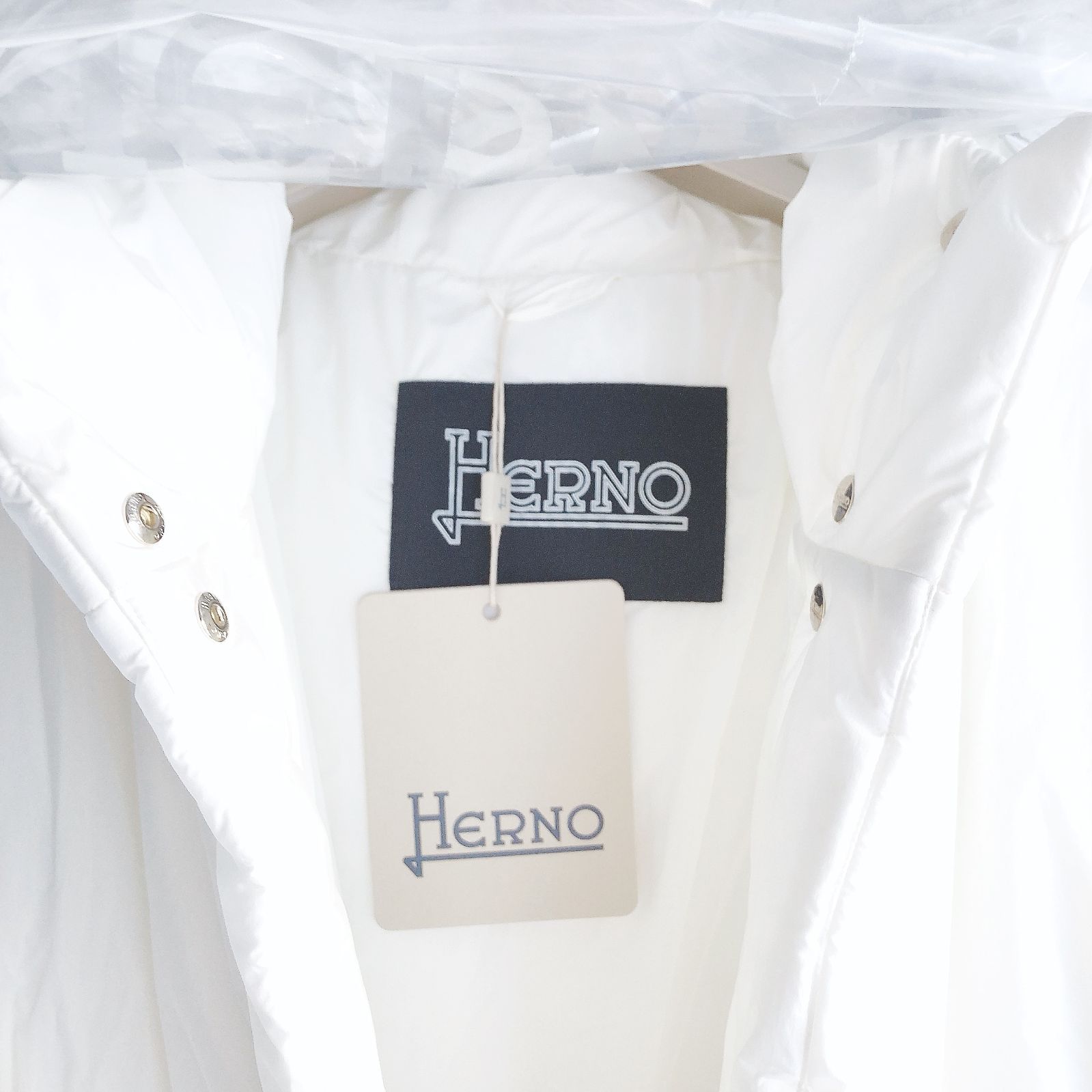 雑誌掲載*HERNO PA000057D ヘルノ 20デニール Nuage オーバーサイズ 