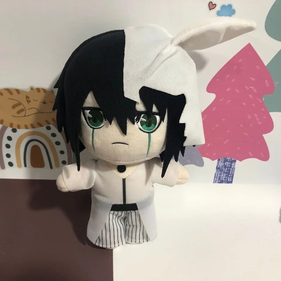 BLEACH ウルキオラ ぬいぐるみ 20cm - メルカリ