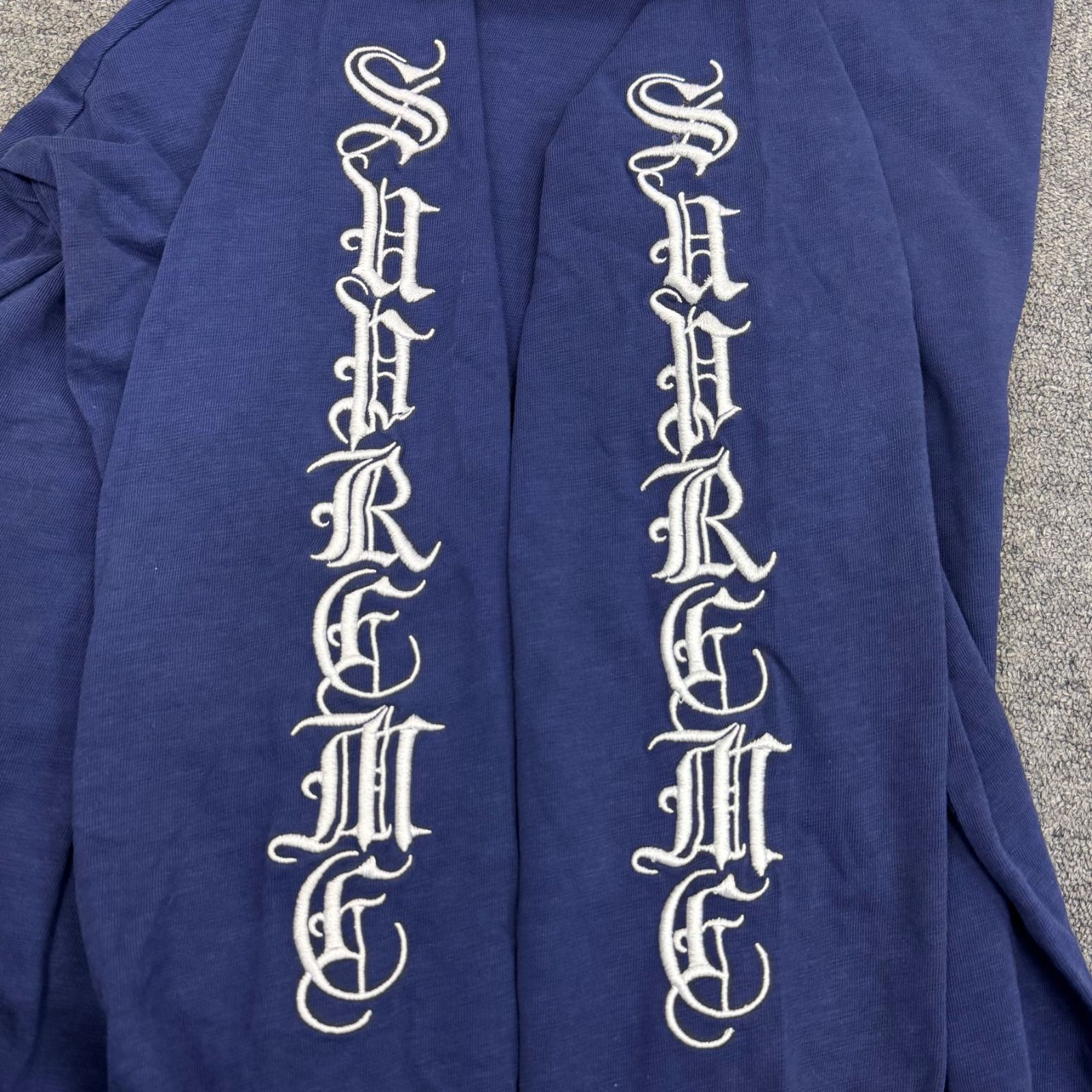 国内正規 Supreme 24AW Old English L/S Top オールドイングリッシュ 