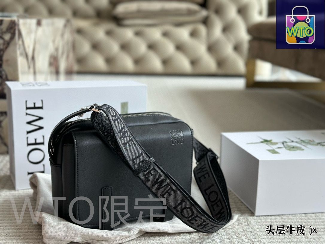 今日 LOEWE Military メンズメッセンジャーバッグ 幅広肩ベルトプリントフラップ-WT0輸入