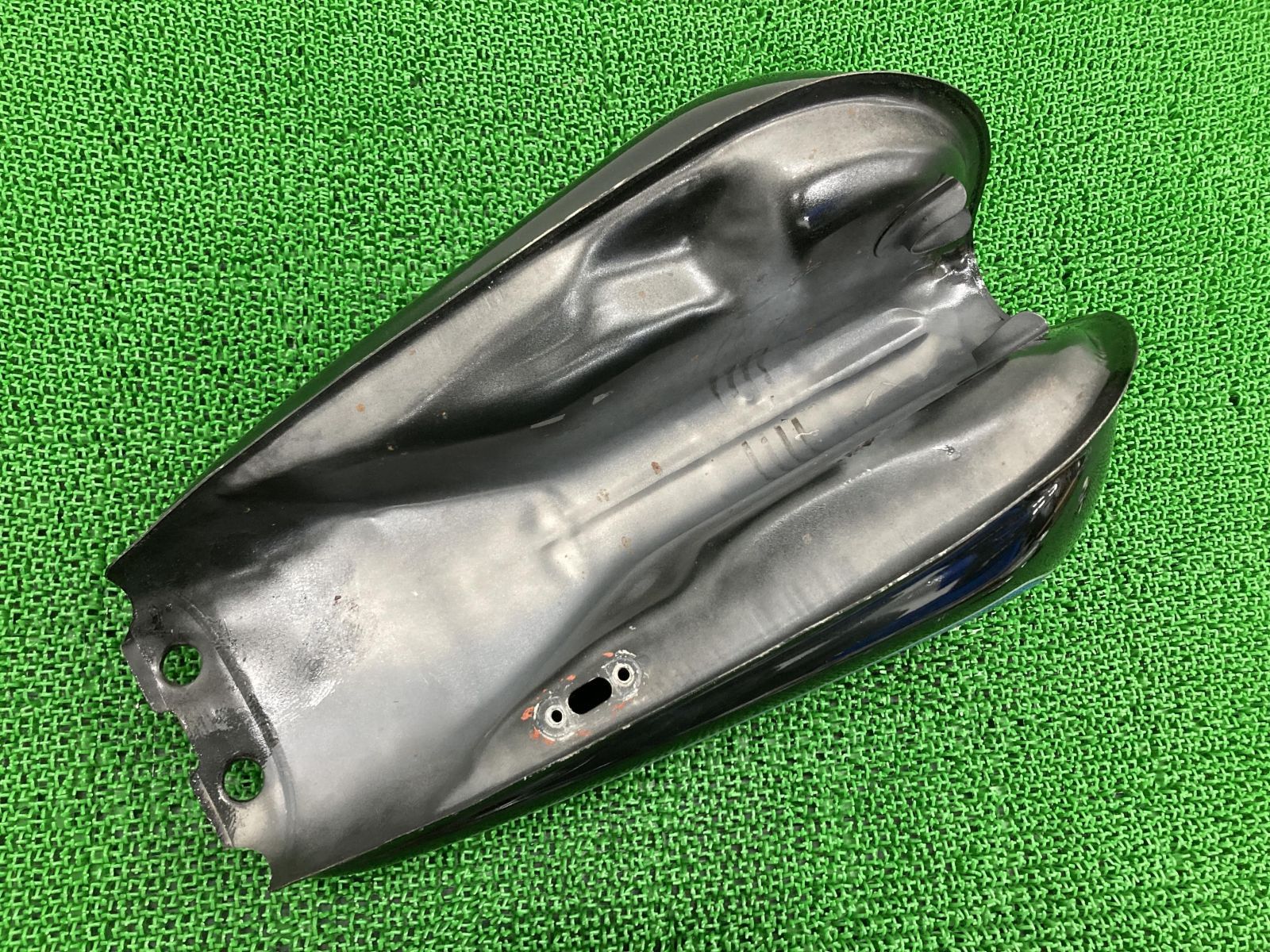 スズキ T90/125 ウルフ用 純正ガソリンタンク スズキ T90⁄125 ウルフ用