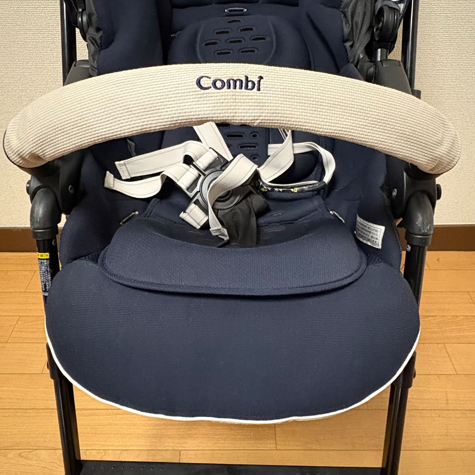 combi コンビ ベビーカーメチャカルハンディ オート4キャス