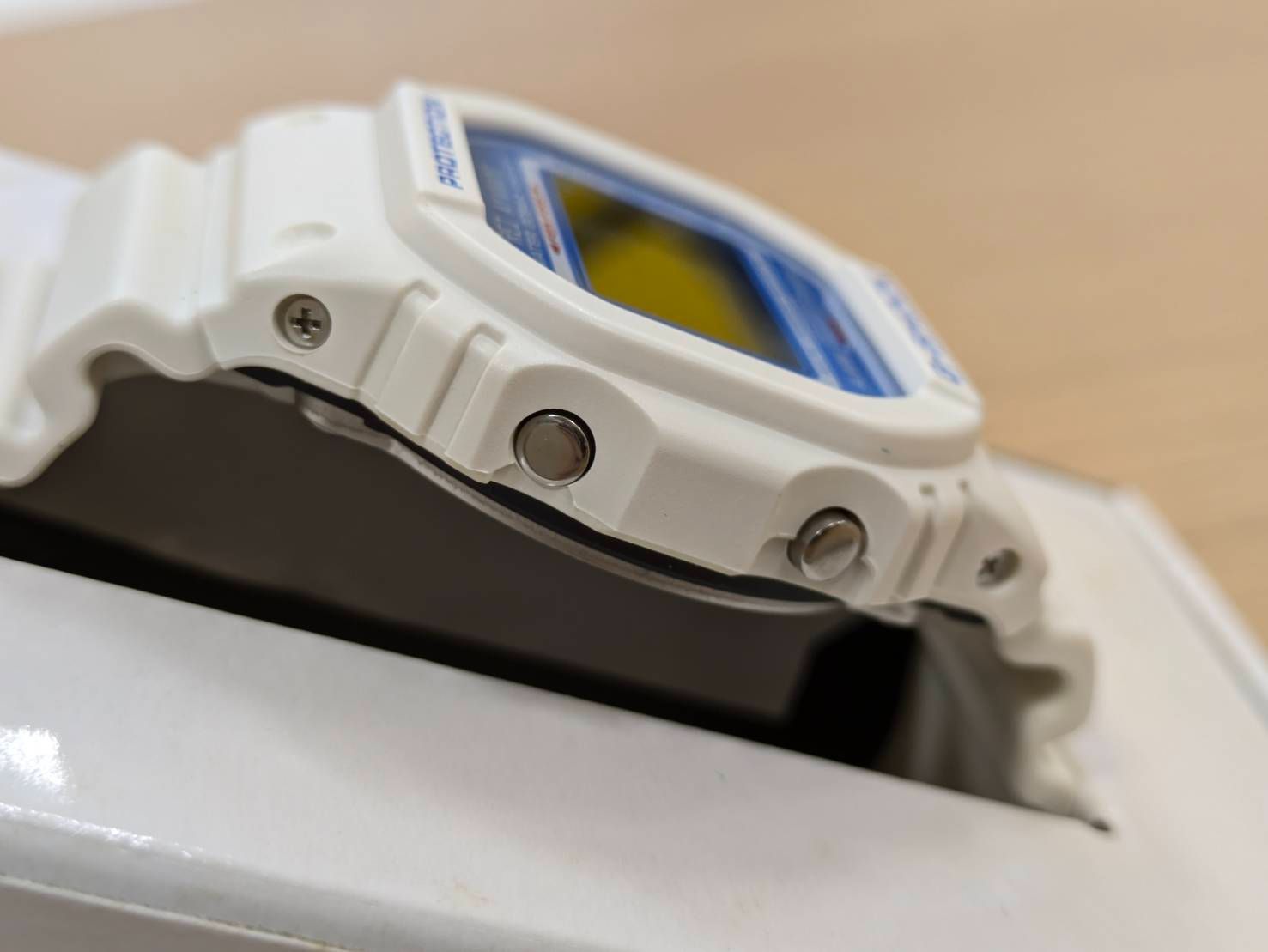 美品 G-SHOCK×エヴァンゲリオン新劇場版:序 綾波レイ DW-5600VT 綾波G-SHOCK、再び――ヱヴァンゲリヲン新劇場版「G-SHOCK」限定モデル