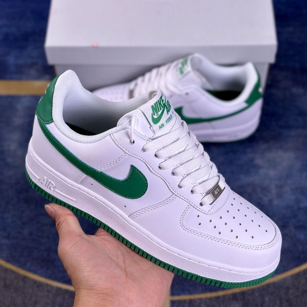 Nike ナイキ スニーカー Nike Air Force 1 Low 07 スポーツシューズ メンズ レディース 運動靴 クリスマス ギフト プレゼント ホワイト＆グリーン 並行輸入品