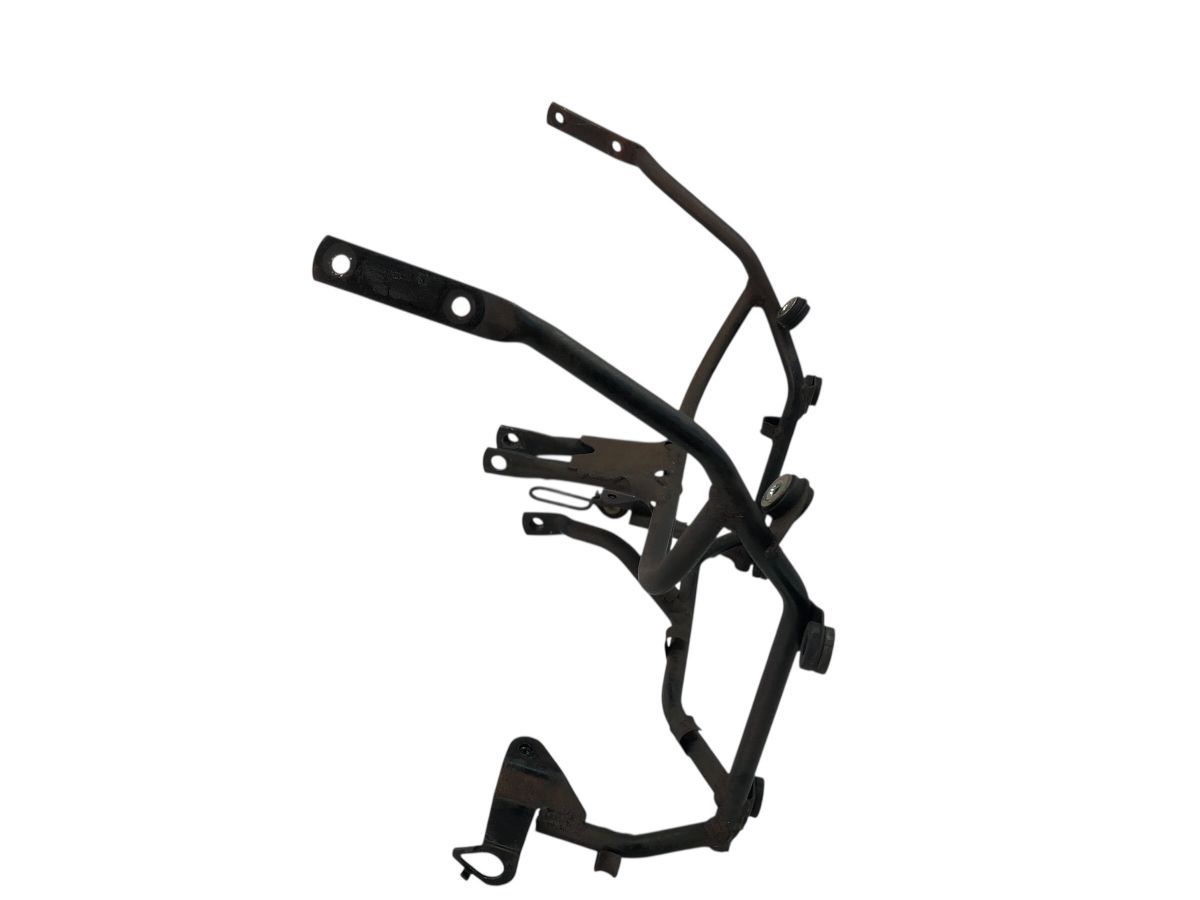 アッパーカウルステー