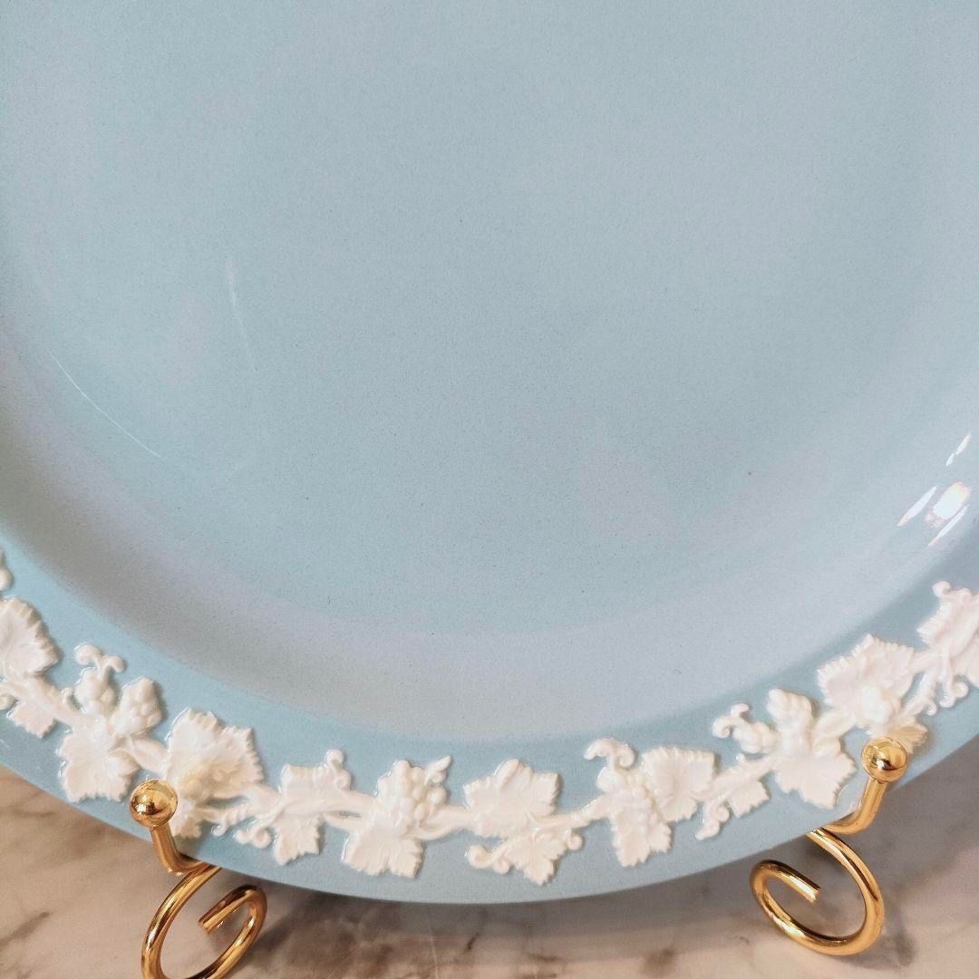 ☆廃盤品☆ウェッジウッド ディナープレート エンボス クイーンズ