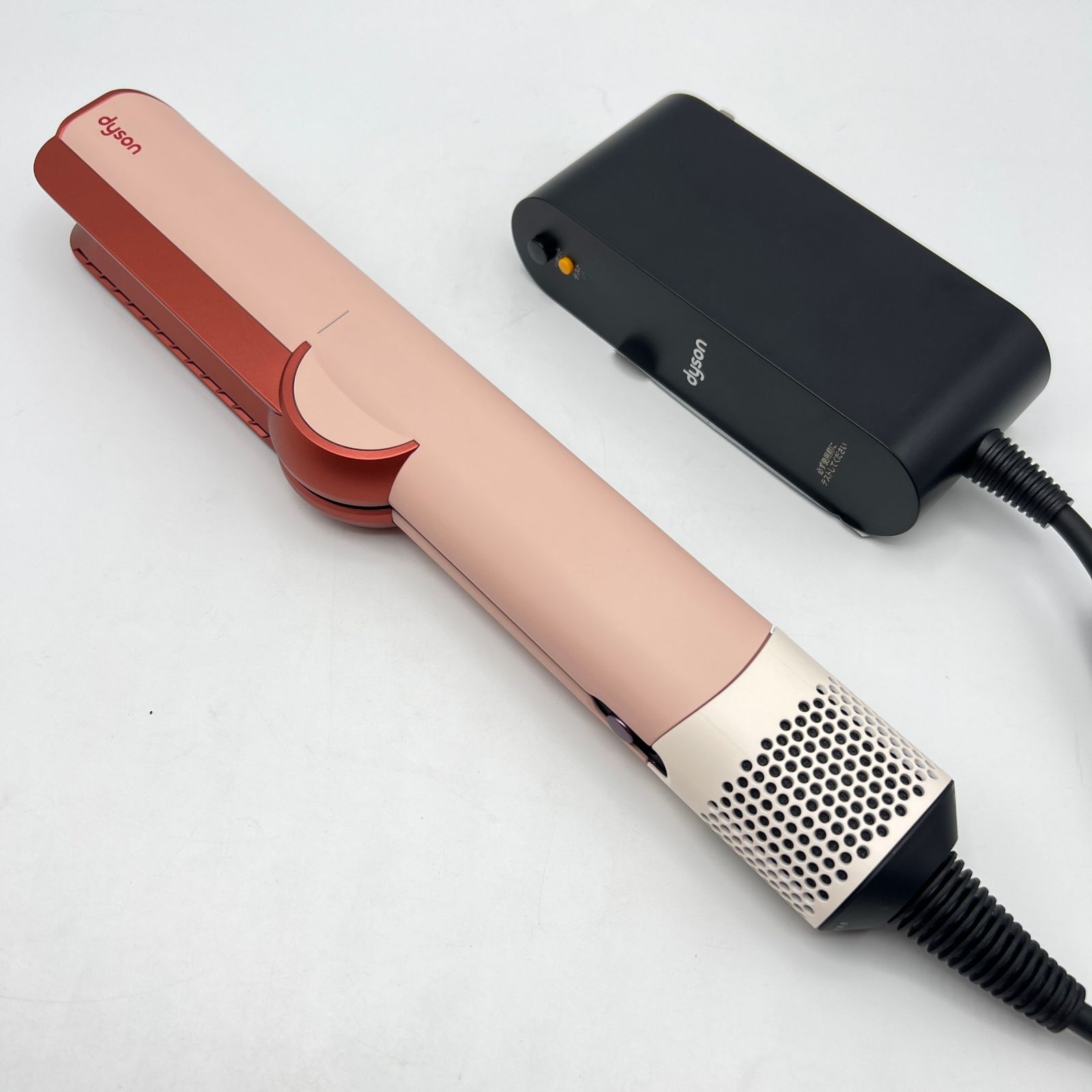 Dyson Airstrait™ストレイトナー さくらチェリー (HT01 KP) | ヘアケア