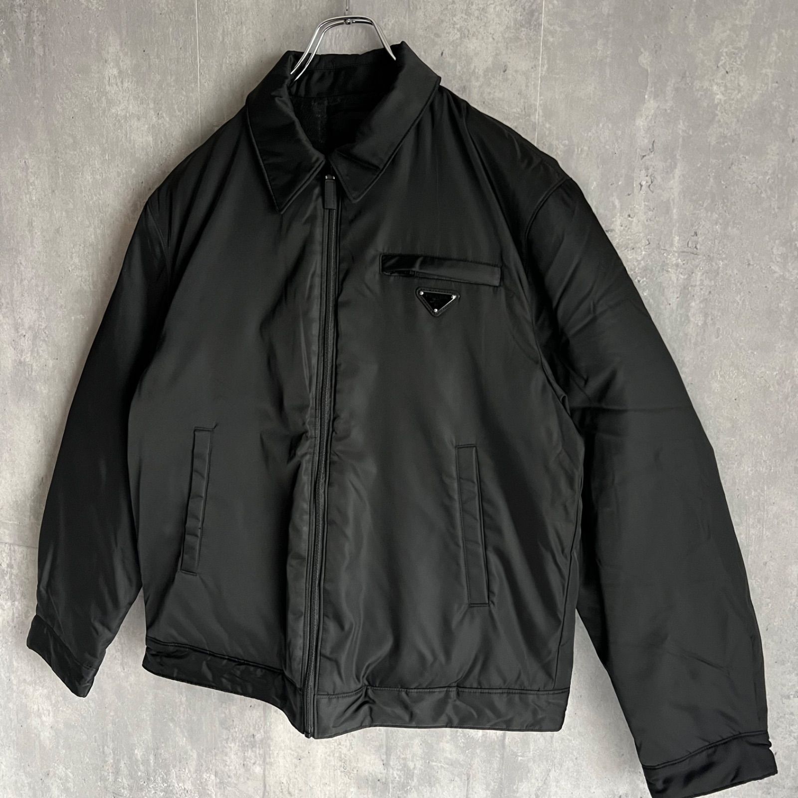 PRADA プラダ RE-NYLON クロップド ナイロンダウンジャケット