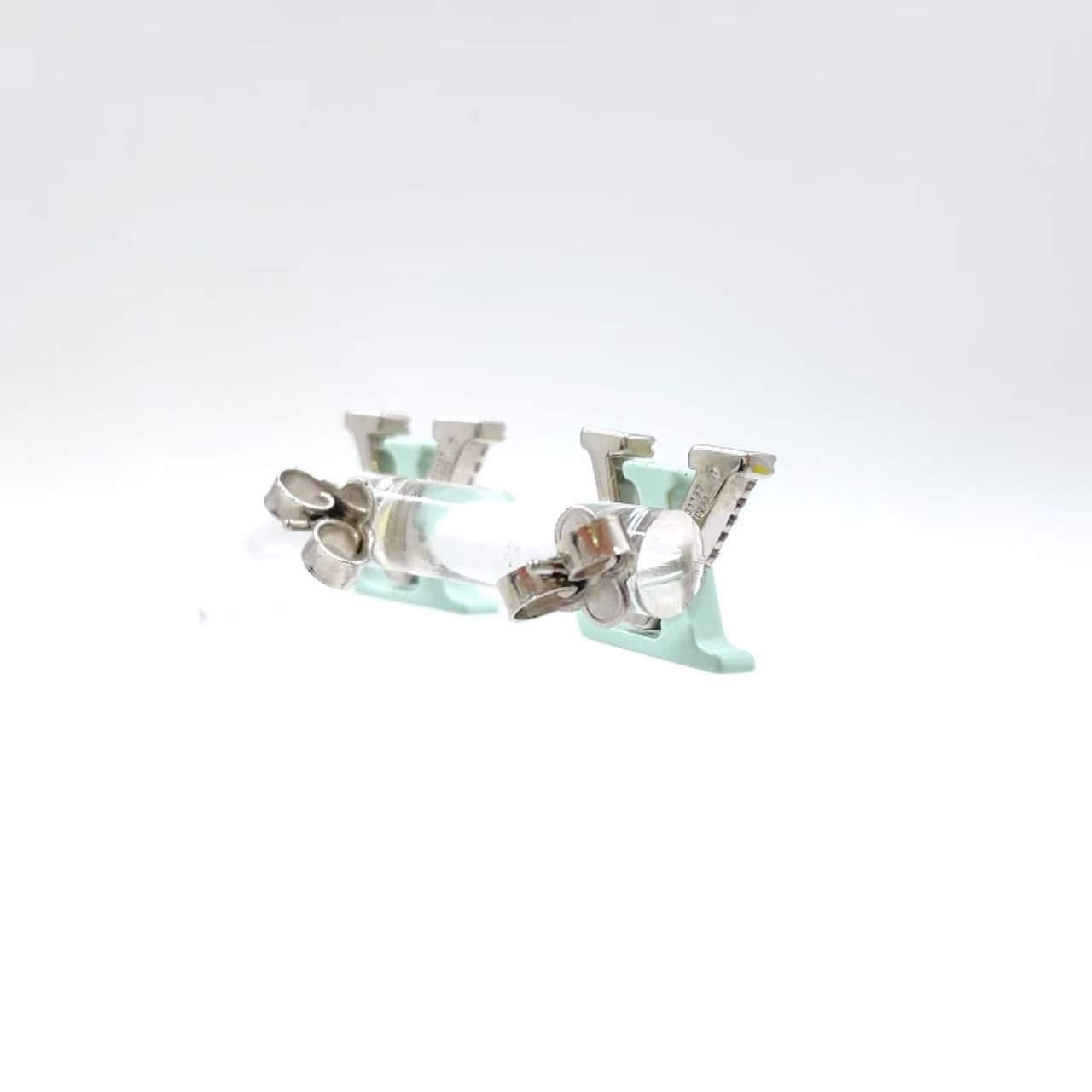 LOUIS VUITTON LV アイコニック スィーティー GP×プラスチック シルバー×ライトブルー ピアス MO1137