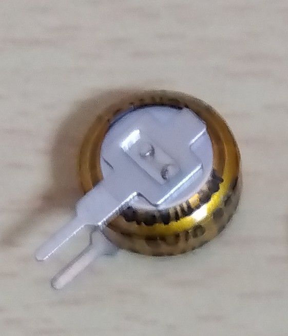 スーパーキャパシタ（電気二重層コンデンサ）5．5V 0