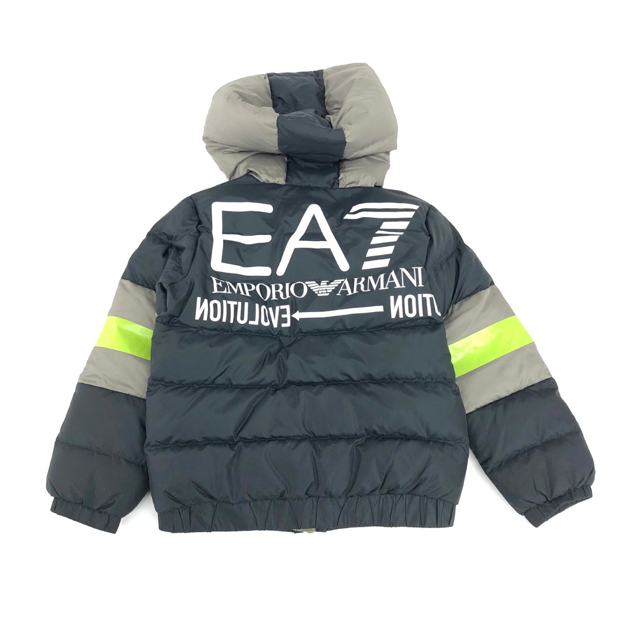 EA7エンポリオアルマーニ 中綿フーディ