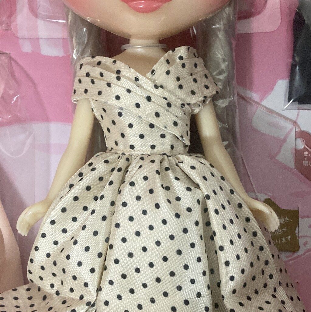 18周年アニバーサリーブライス リーディングレディルーシー