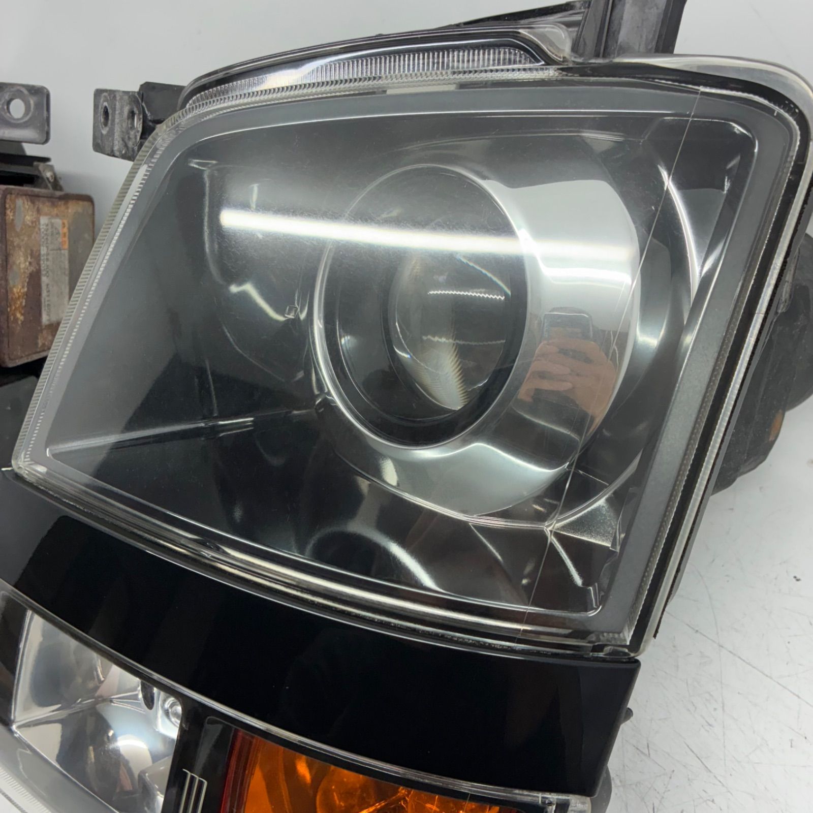 ワゴンR MH22S MH21S HIDバラスト左右 点灯確認済 35261-65J00/108371