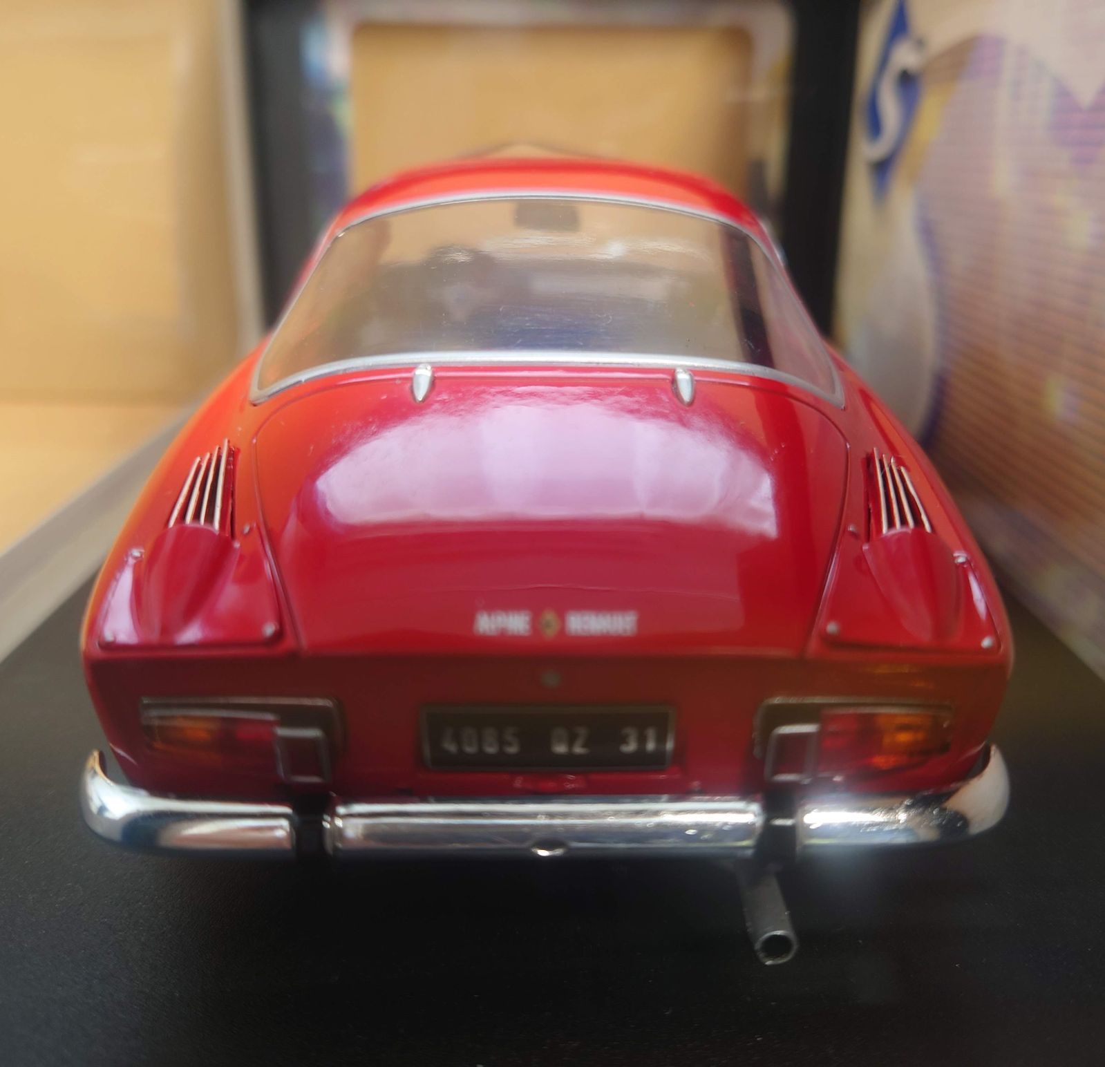 1/18 アルピーヌ A110 1600S 1969 レッド ソリド製ミニカー 【公式