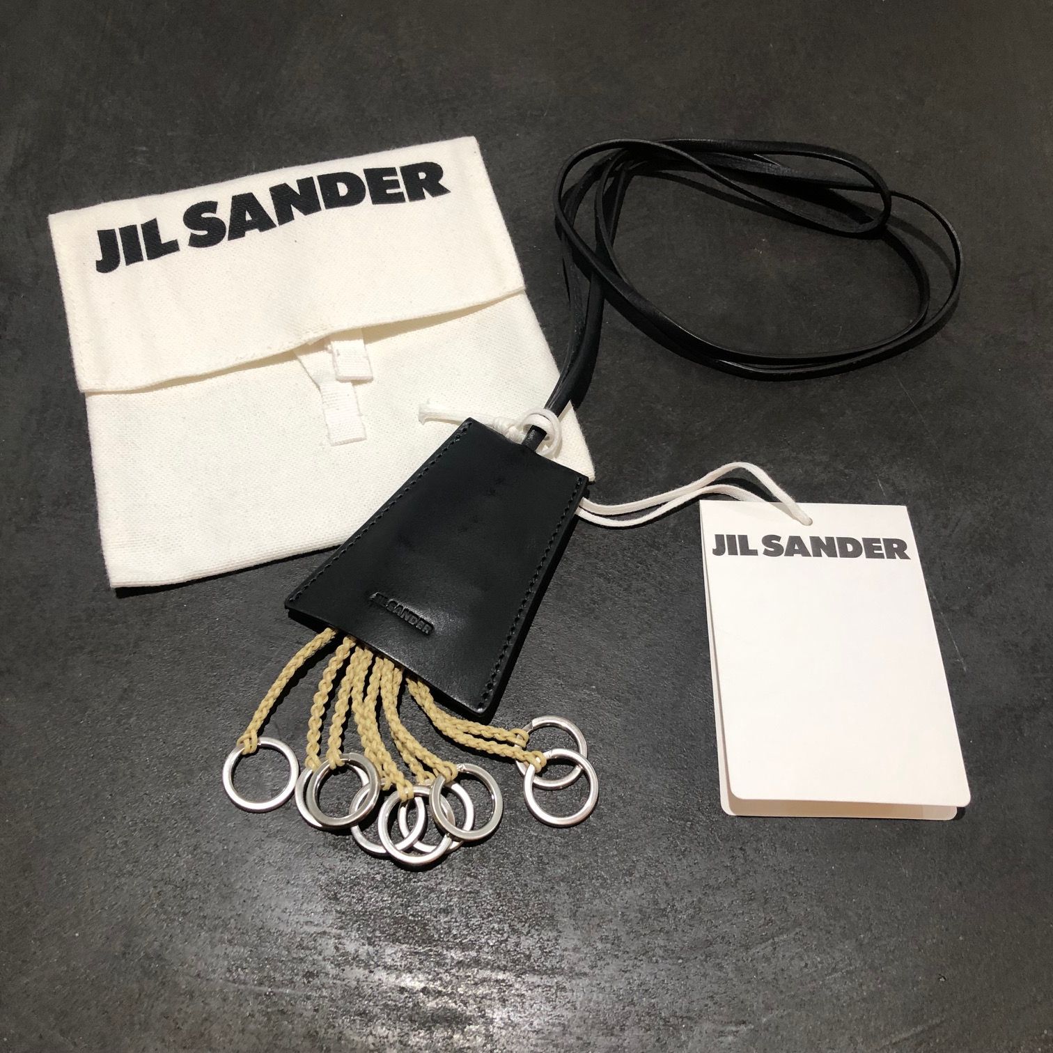 未使用 JIL SANDER クロシェットキーリング ネックストラップ レザー ネックレス ジルサンダー JSMT840140 76927A4 -  メルカリ