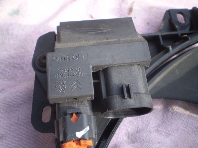 プジョー208 A9HN01
