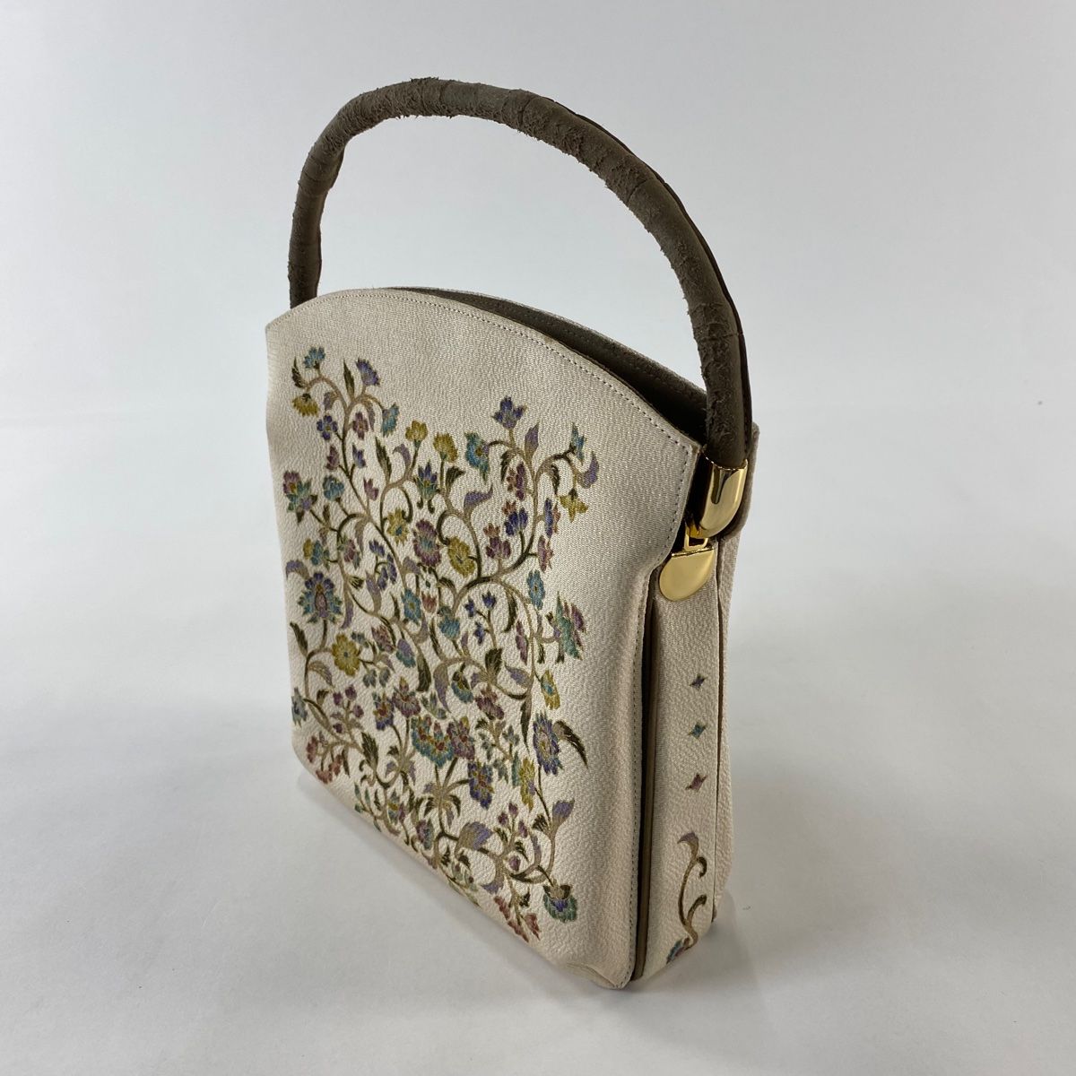 和装バッグ 逸品 フォーマル OKAJIMA 花唐草 縮緬 金彩 ベージュ
