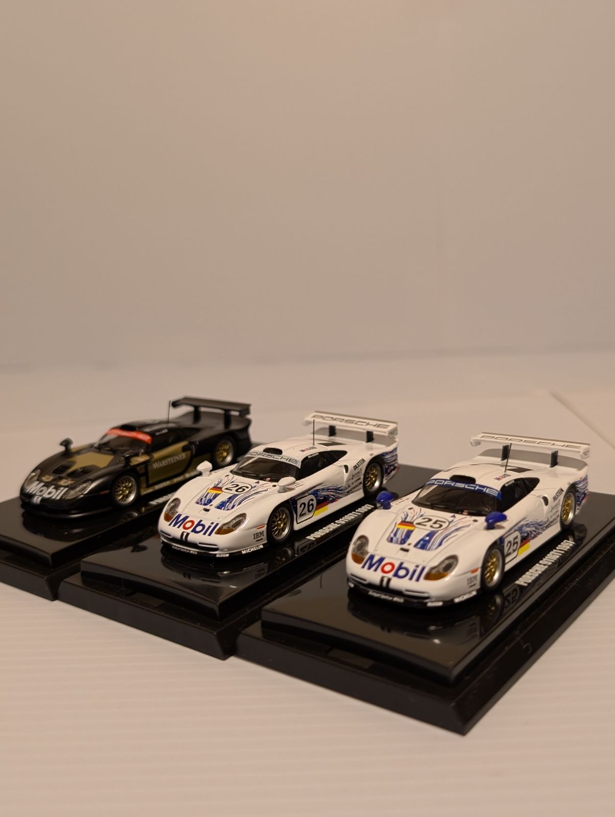 1|64 京商ビーズコレクション ポルシェ911GTI 1997年モデル 3台セット