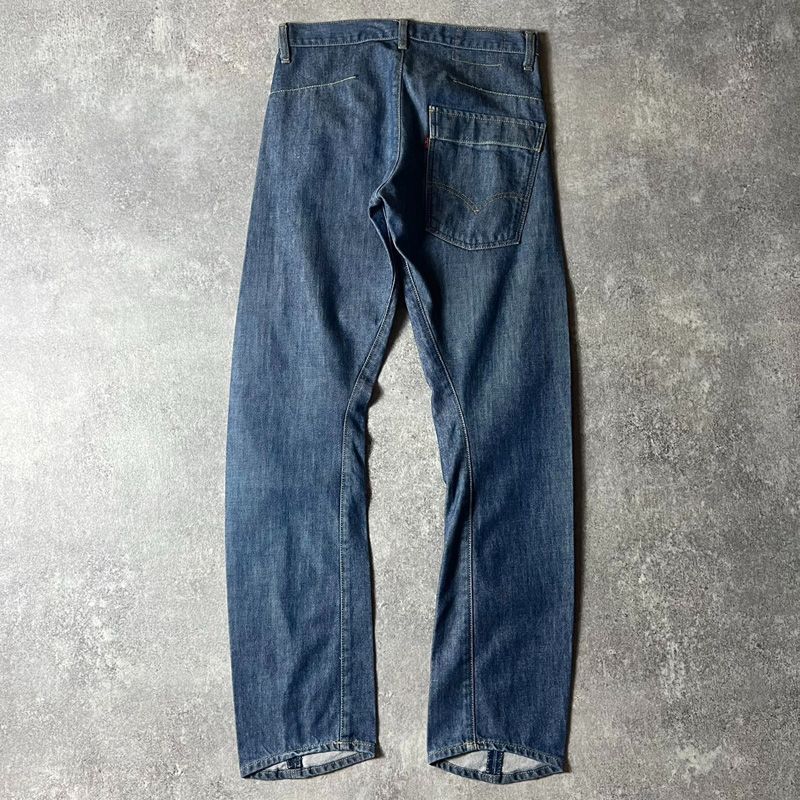 【希少】00s Levi’s ENGINEERED JEANS W31 立体裁 00s Levi's ENGINEERED JEANS 立体裁断 W30 美品 - メルカリ