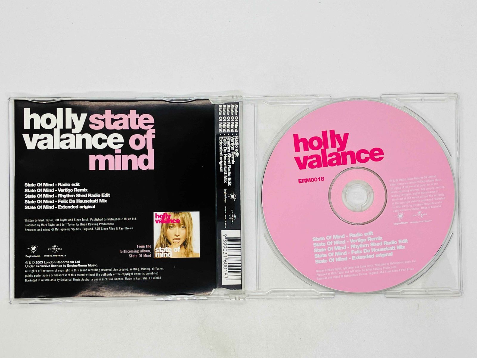 未使用 Holly Valance 直筆サイン入りTシャツ ホリー・ヴァランス Amazon.co.jp: Footprints: ミュージック