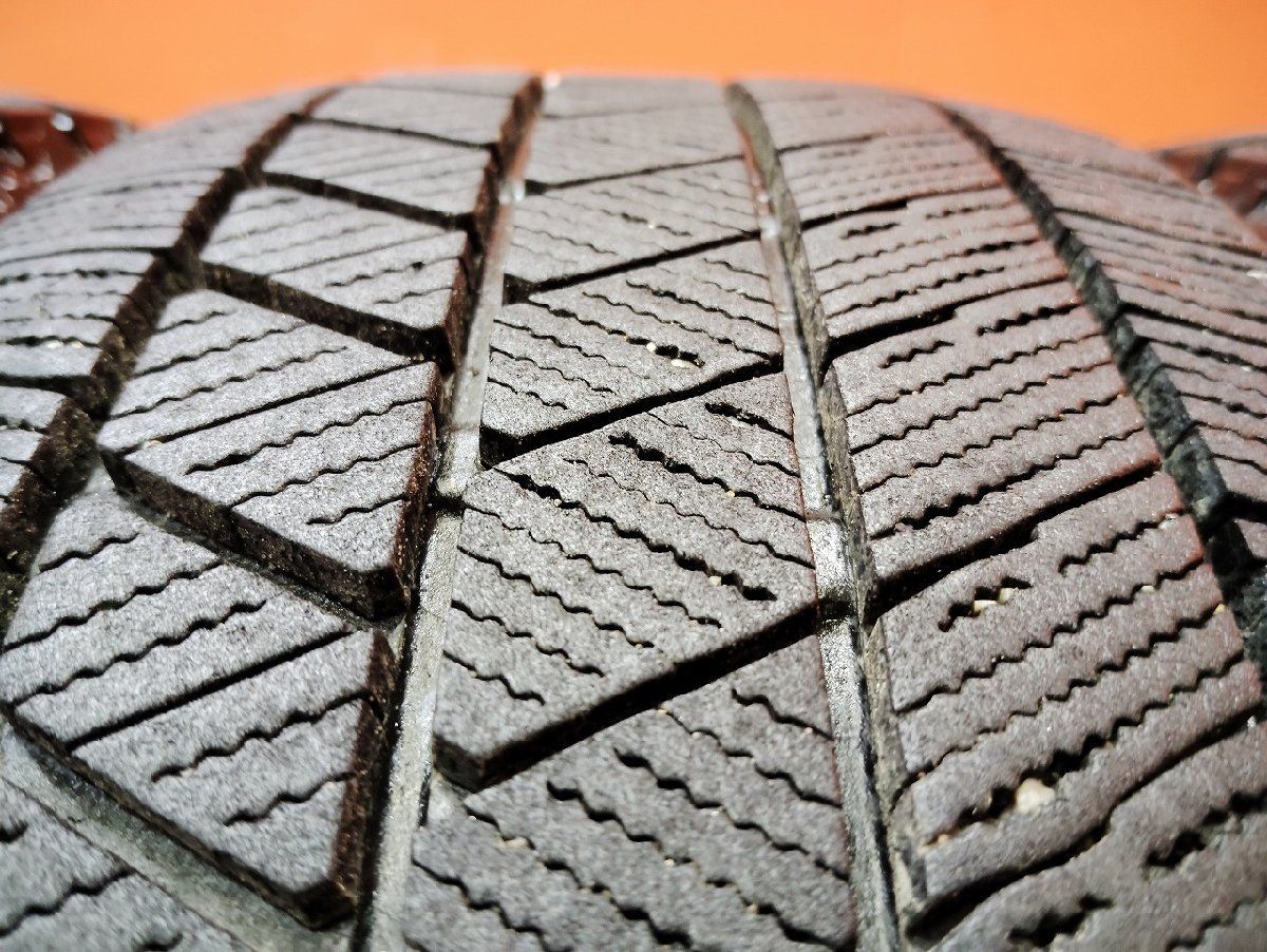 BS BLIZZAK VRX3 195/65R15】スタッドレス【スチールホイール 15インチ