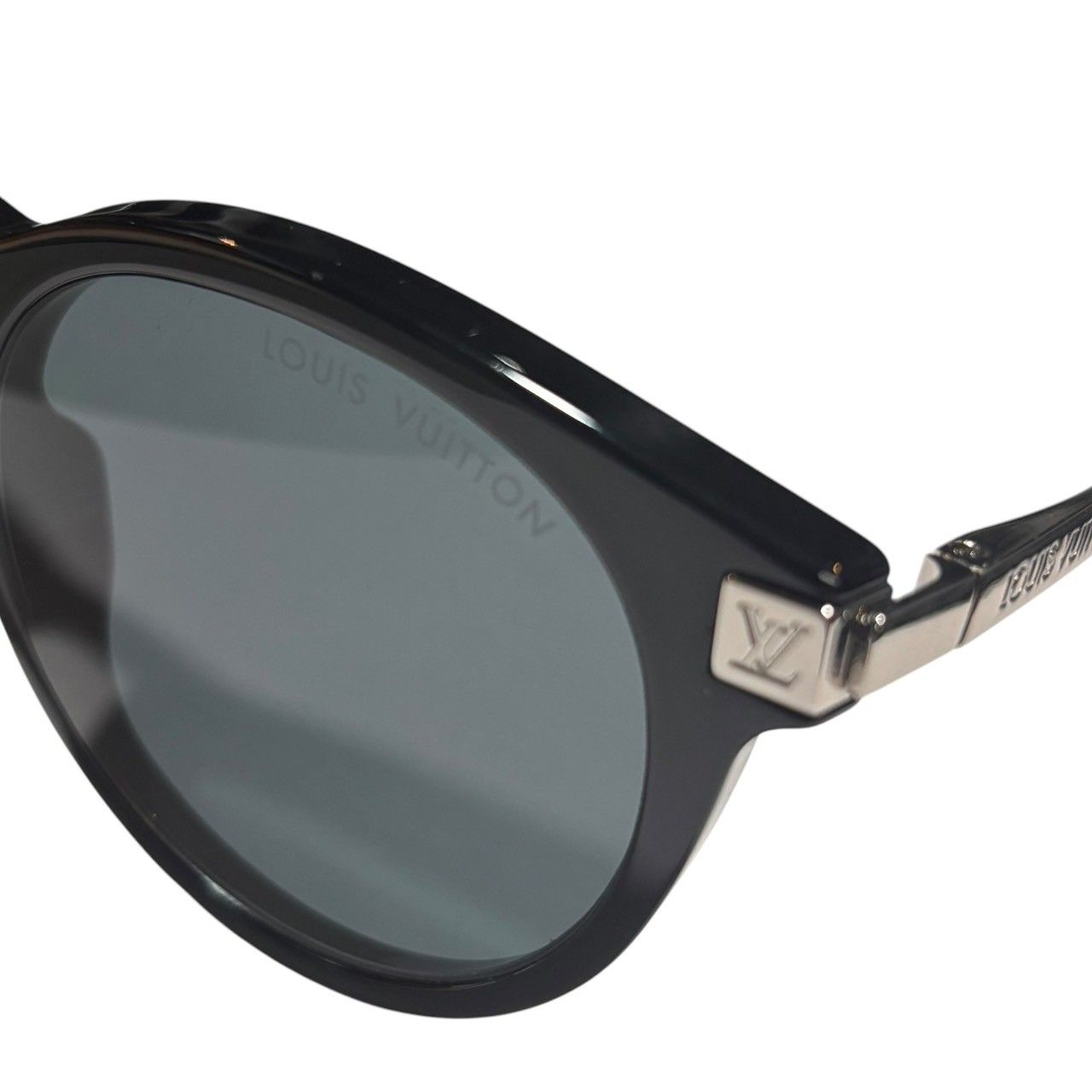 LOUIS VUITTON(ルイヴィトン) 23SS LV Rise Round Sunglasses