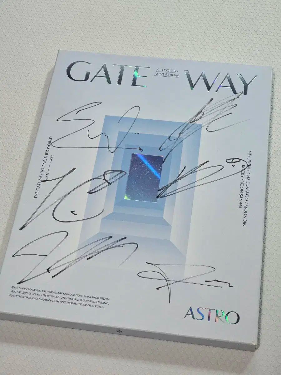 ASTRO サイン入りCD ２種類 ASTRO サイン入りCD 2種類 K-POP・アジア
