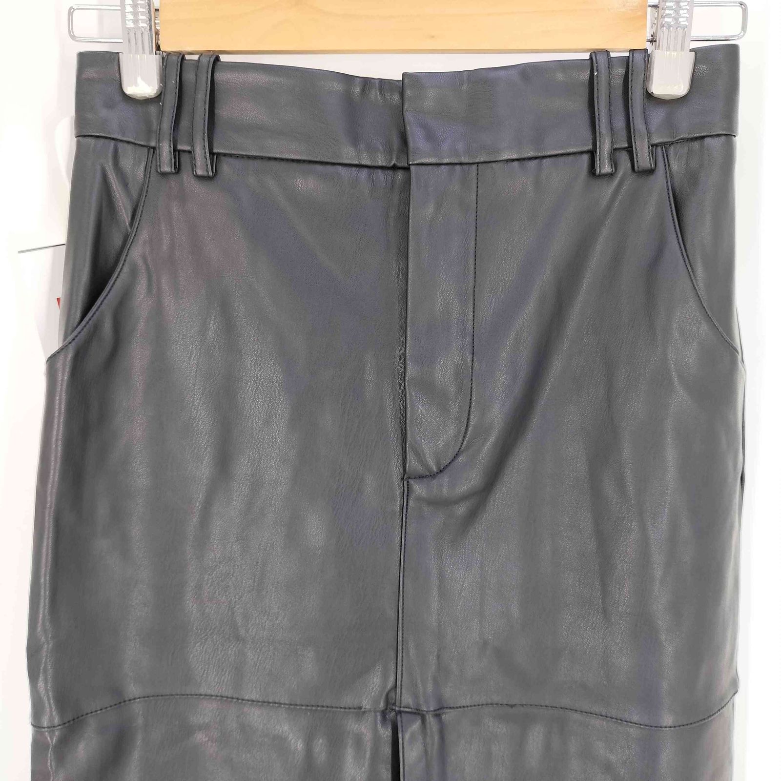ZARA フェイクレザースリットスカート 今季 完売 新品タグ付 ZARA フェイクレザー スリット タイト
