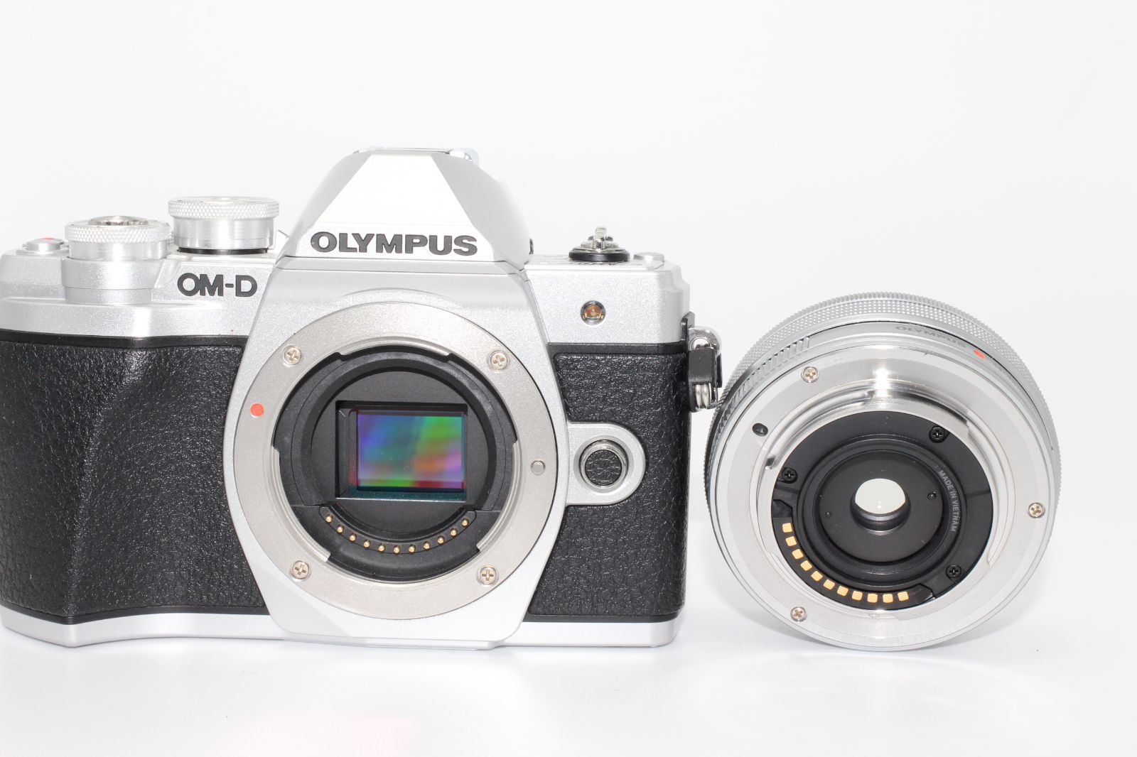 値下げ◇極上品☆OLYMPUS オリンパス OM-D E-M10 Mark III EZ ダブル 