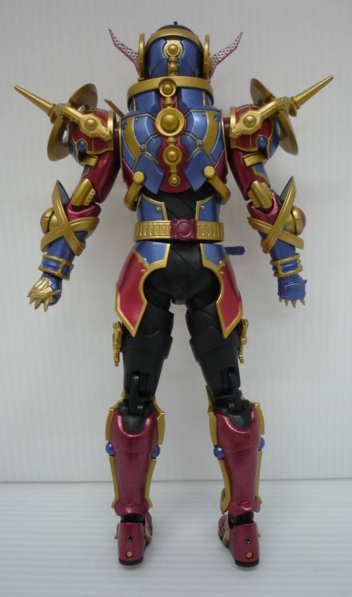 開封品】S.H.Figuarts 仮面ライダーエボル(フェーズ1.2.3.セット) 「仮面ライダービルド」 魂ウェブ商店限定【塗りムラ、塗装はげ等有】  - メルカリ