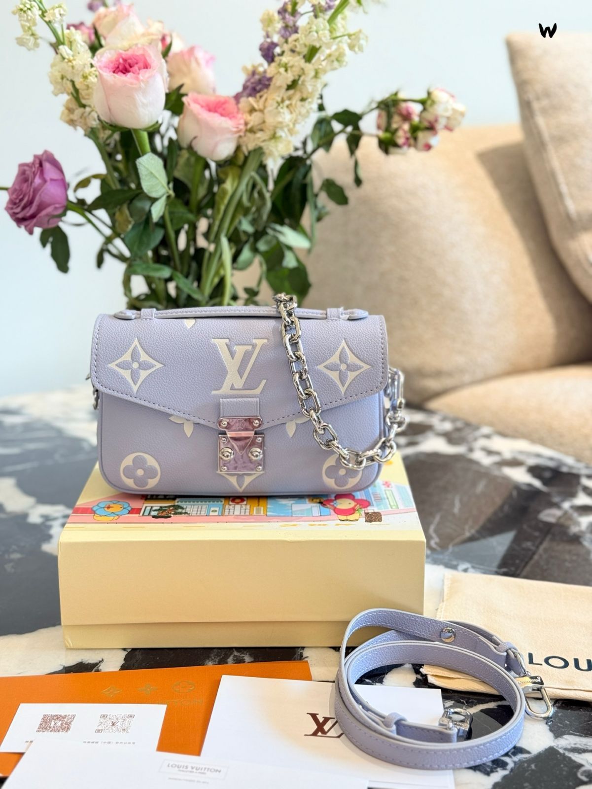 LOUIS VUITTON パステルパープル ポシェット メッサジェ |