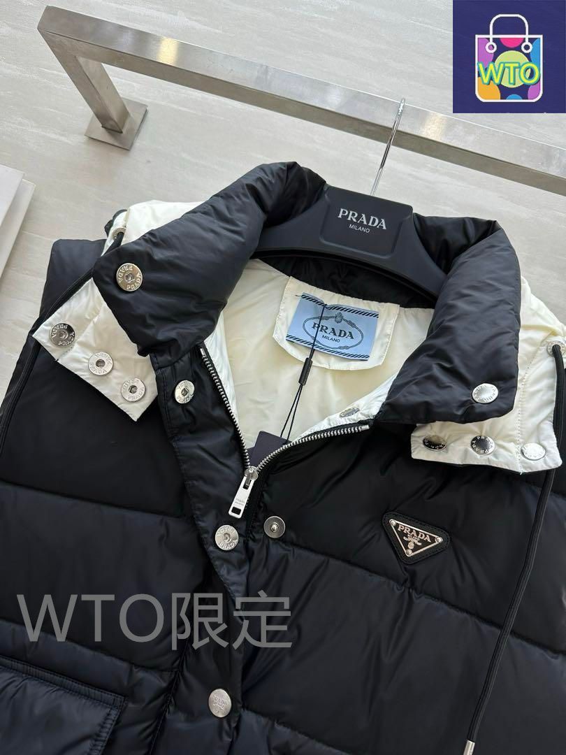 PRADA ダウンベスト フード付き 黒｜本日限定特価｜新品未使用