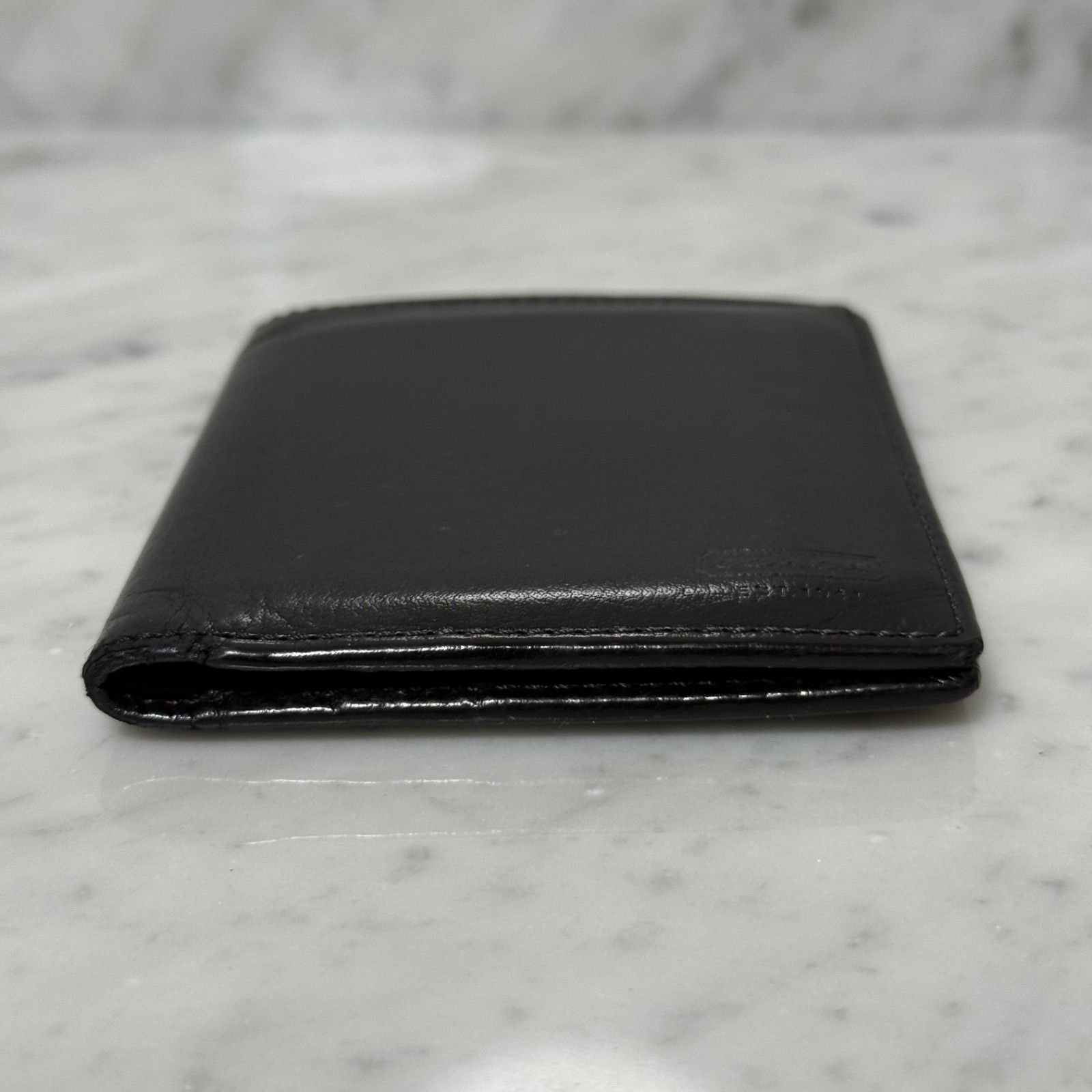 新品未使用　オールドコーチ　二つ折りケース　vintage wallet 未使用 オールドコーチ ☆ レザー 2つ折り 札入れ 折財布 ブラウン