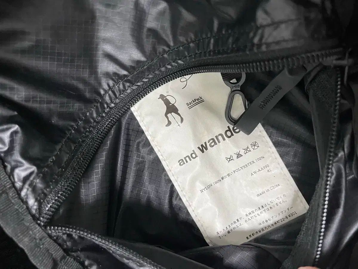 and wander アンドワンダー デイパック 20L